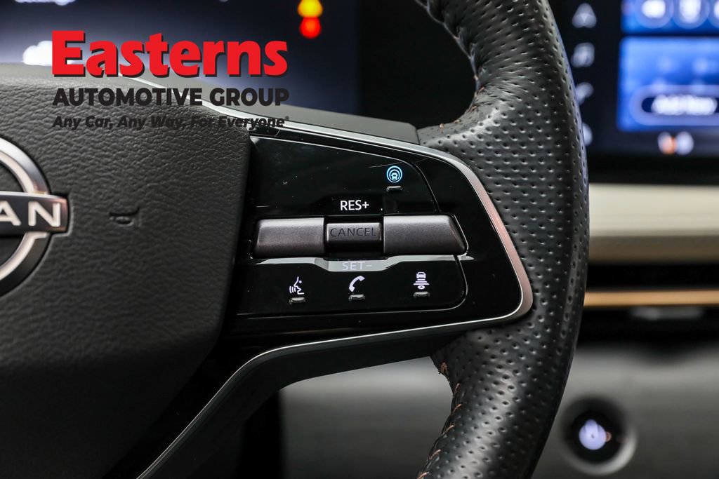 Used 2023 Nissan Ariya AWD image 16