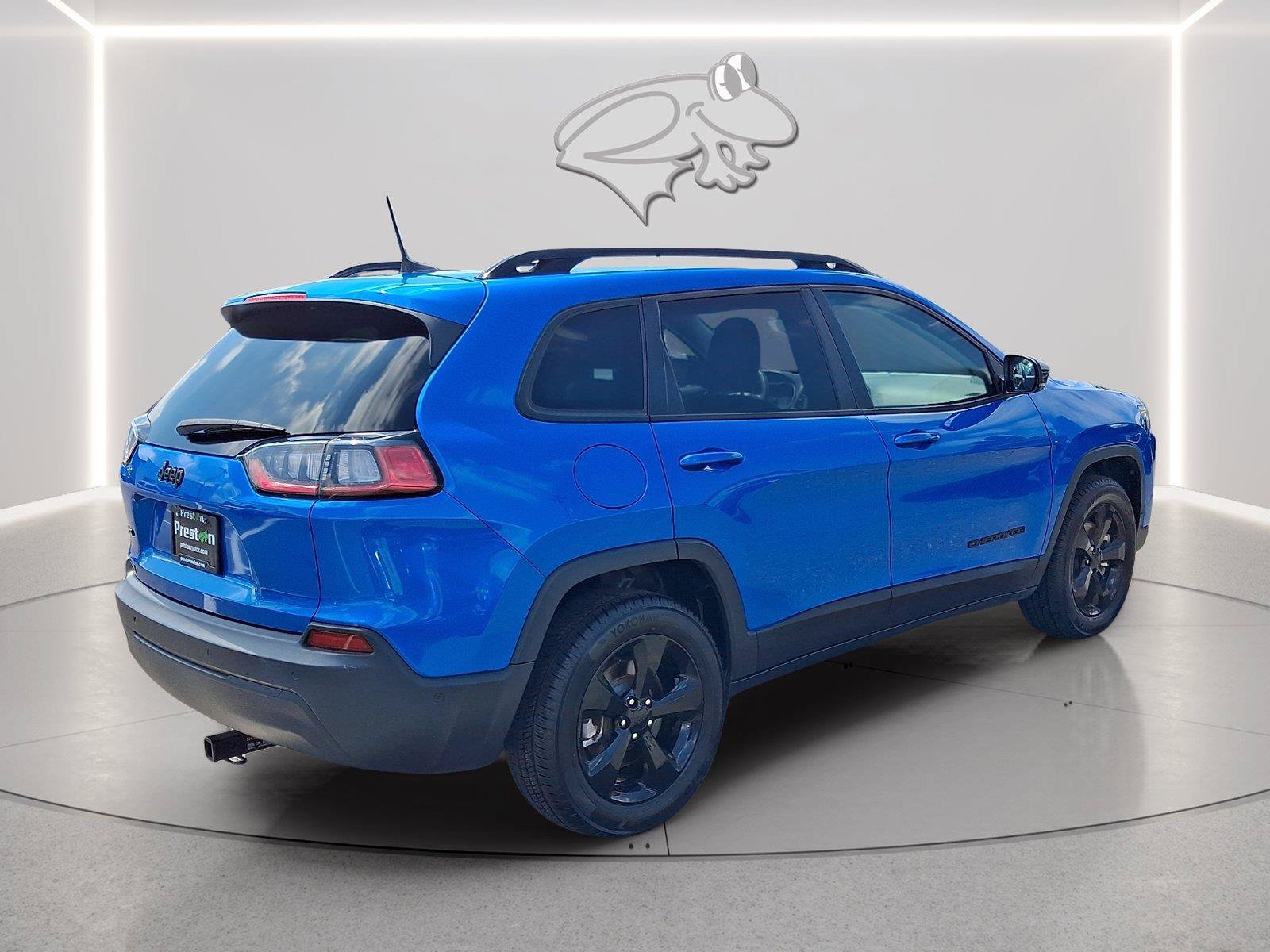 Used 2023 Jeep Cherokee Altitude Lux AWD/4WD image 5
