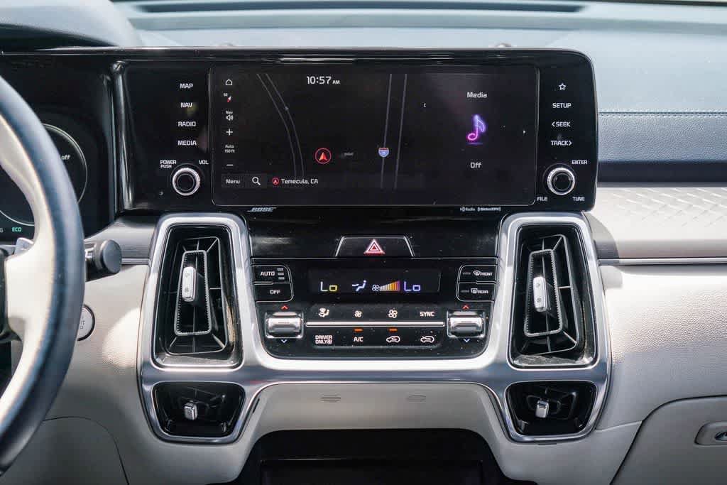 Certified 2023 Kia Sorento SX Prestige AWD/4WD image 12