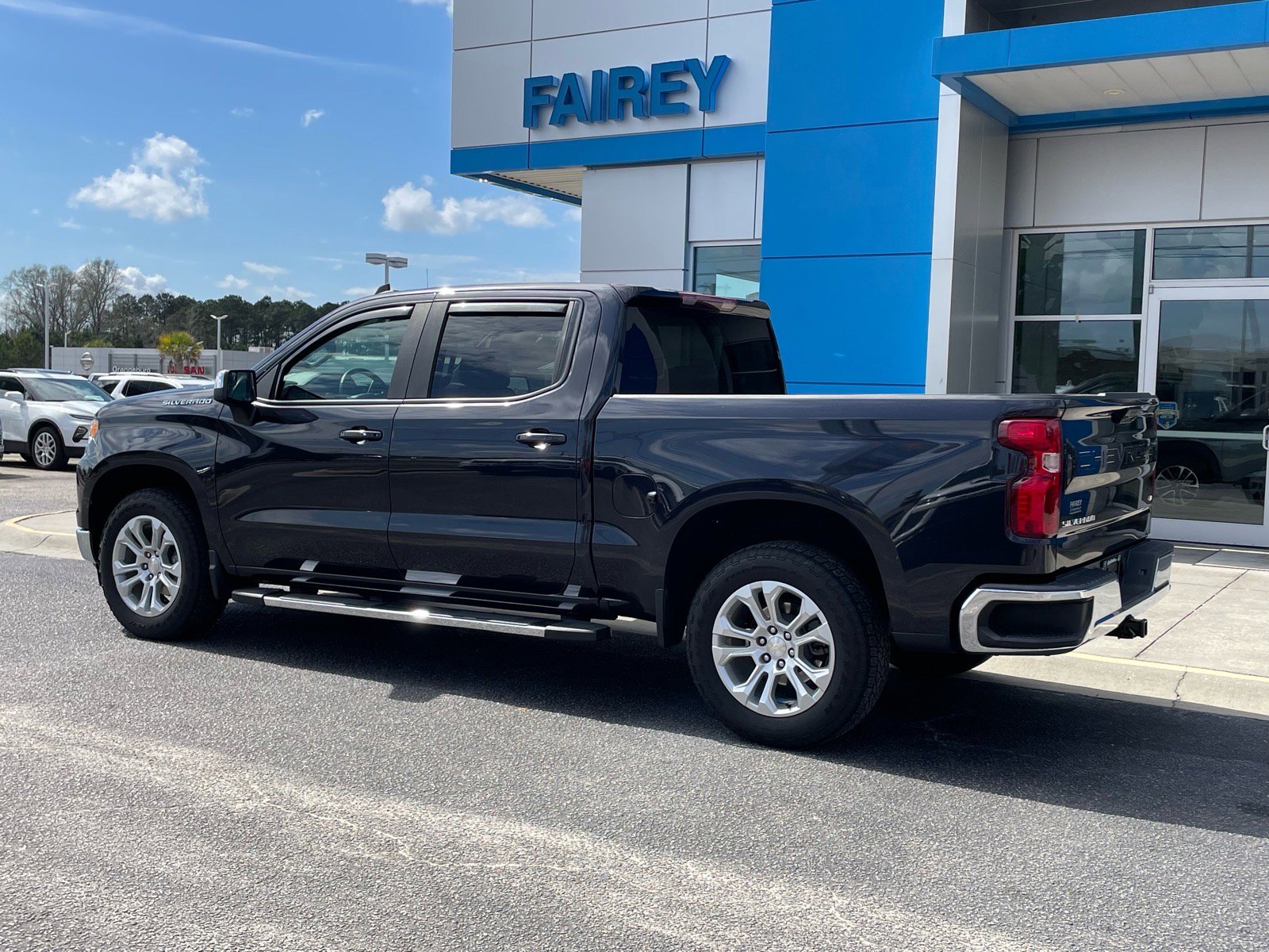 Used 2022 Chevrolet Silverado 1500 LT w/ Protection Package image 3