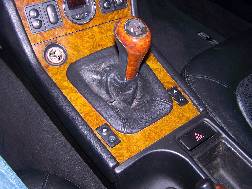 Used 2000 BMW Z3 2.5i RWD image 10
