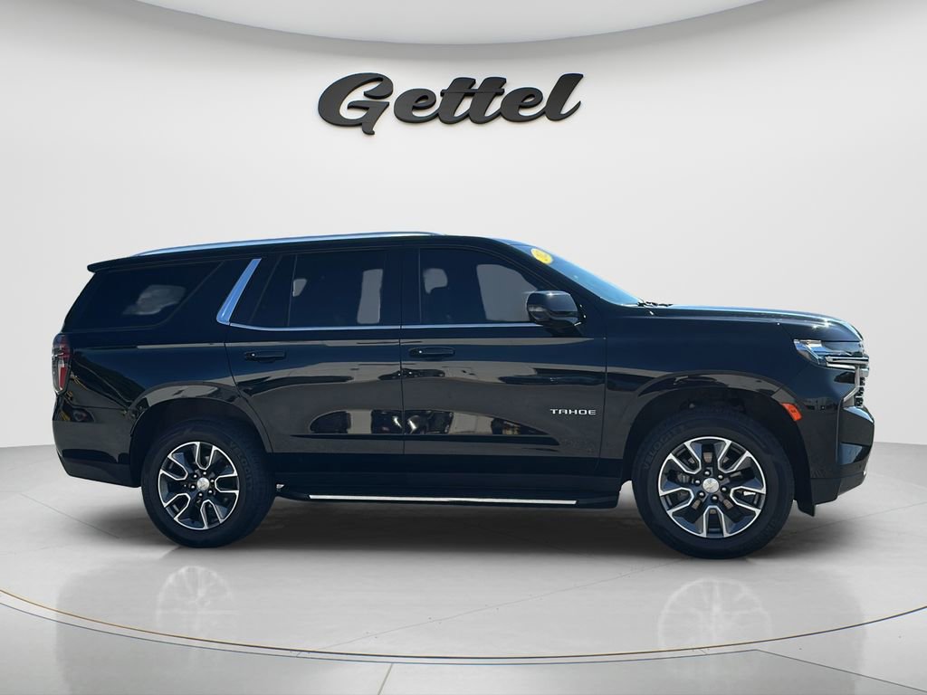 Used 2022 Chevrolet Tahoe LT w/ Luxury Package AWD/4WD image 4