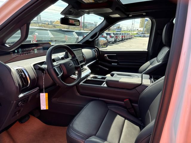 New 2026 Ford Expedition Platinum image 9