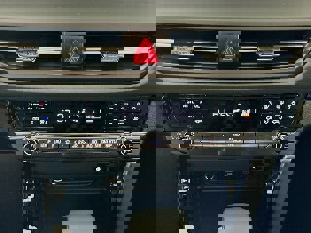 New 2026 Kia Seltos EX image 19