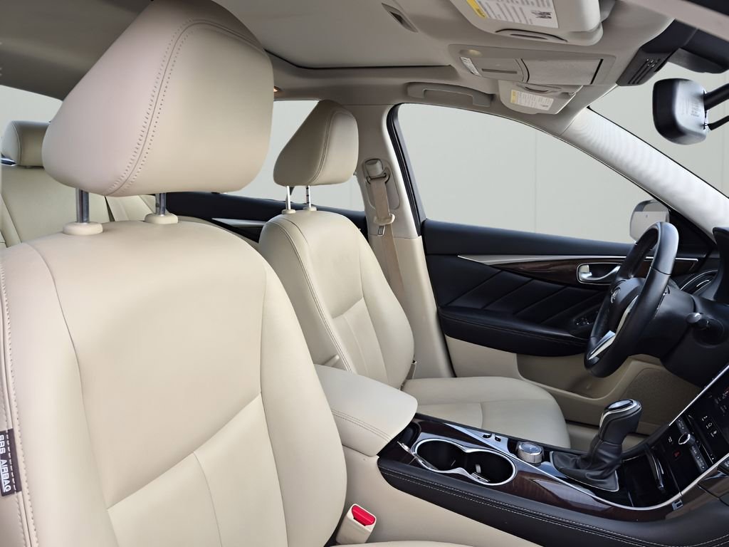 Used 2019 INFINITI Q50 Luxe w/ Cargo Package (L96) image 15