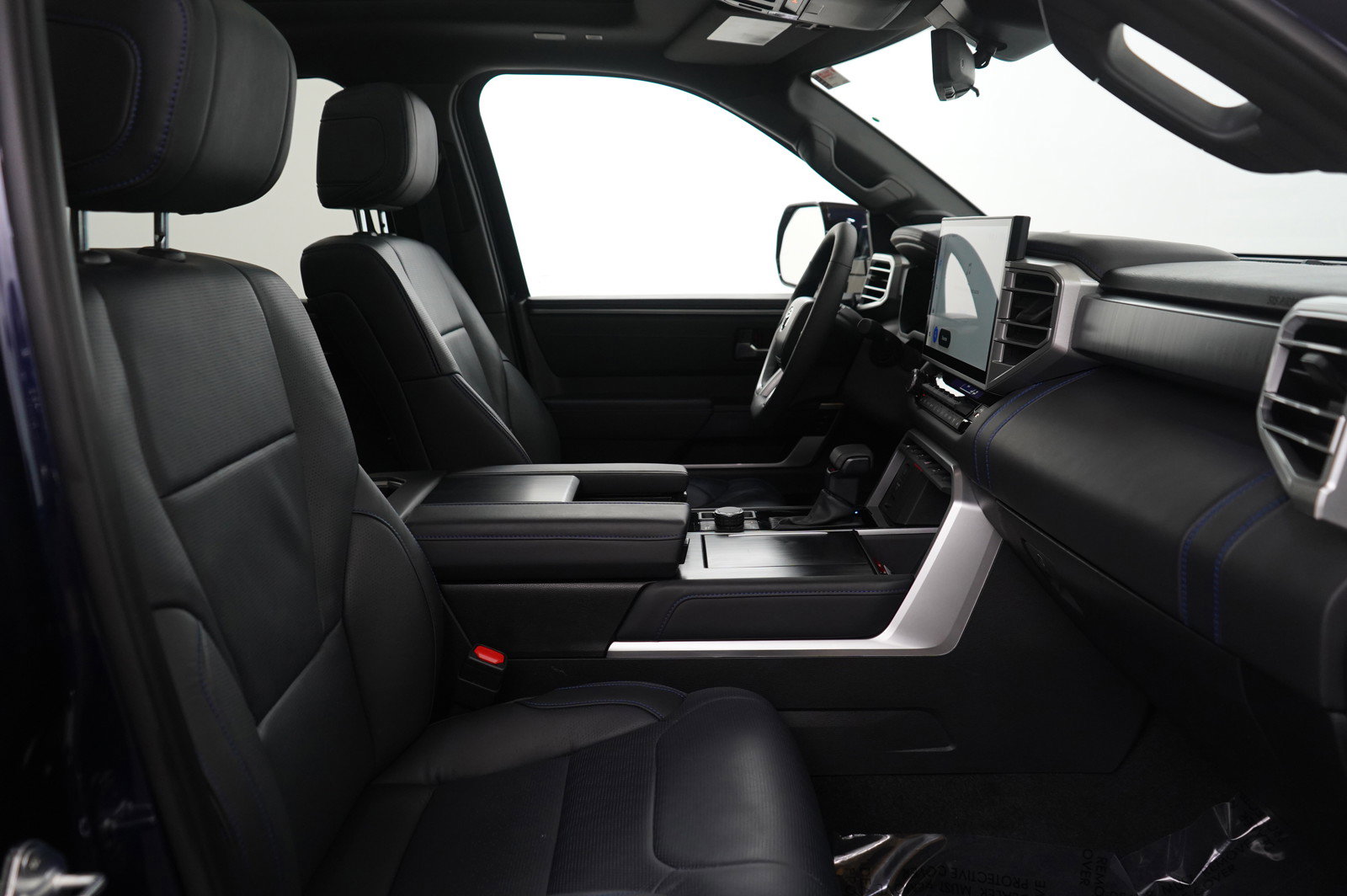 Used 2025 Toyota Sequoia Platinum image 10