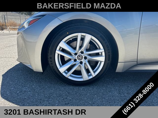 Used 2022 Lexus IS 300 RWD image 23