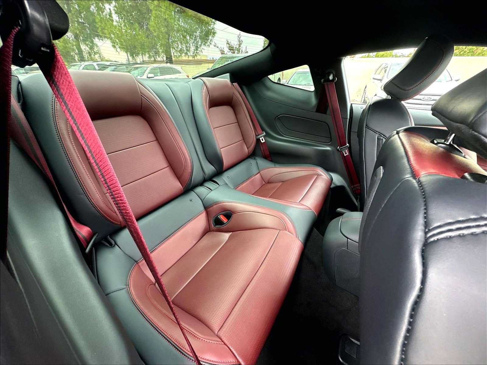 Used 2025 Ford Mustang GT Premium w/ GT Performance Package RWD image 27