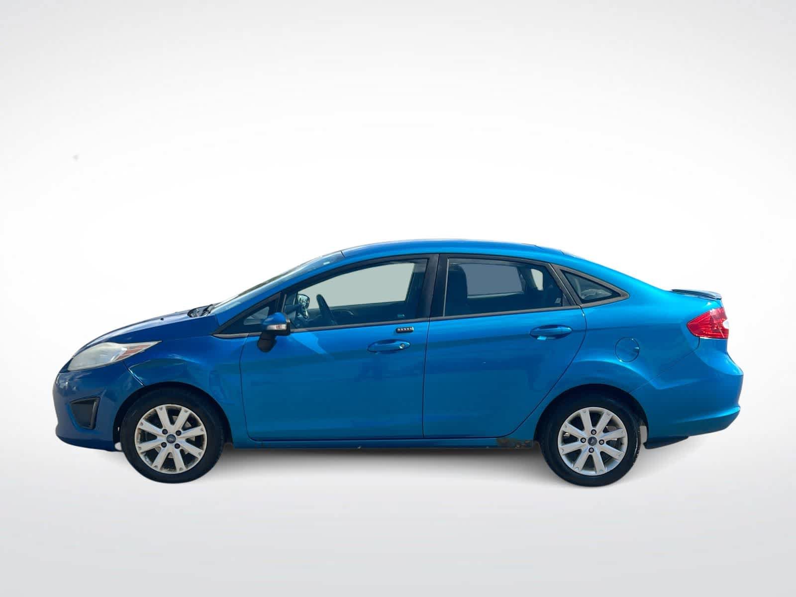 Used 2013 Ford Fiesta SE FWD image 5