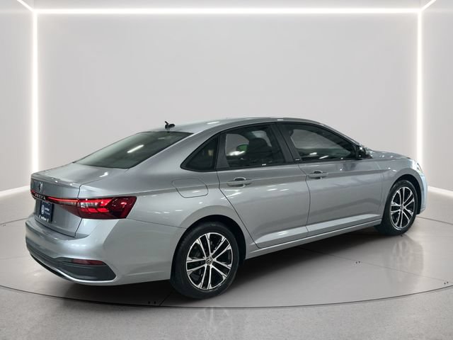 Used 2026 Volkswagen Jetta Sport FWD image 6