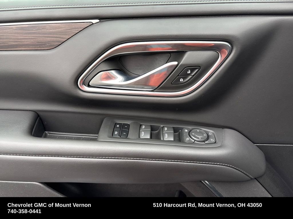 Used 2023 Chevrolet Suburban Z71 w/ Luxury Package image 14