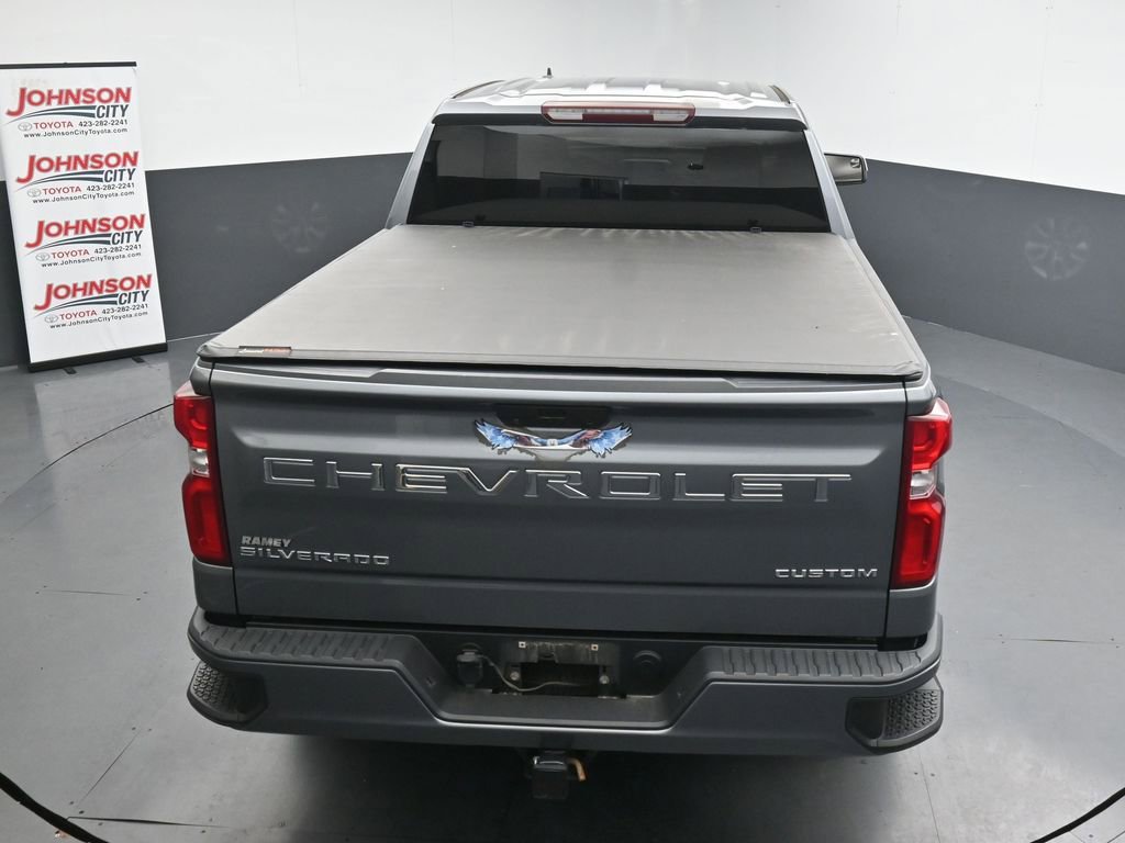 Used 2021 Chevrolet Silverado 1500 Custom AWD/4WD image 16