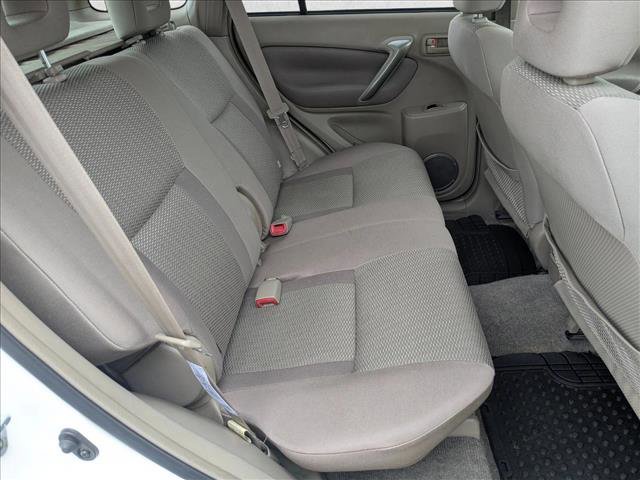 Used 2005 Toyota RAV4 2WD image 18
