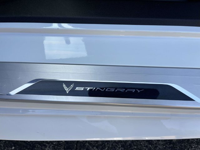 Used 2024 Chevrolet Corvette Stingray Convertible w/ 1LT RWD image 17