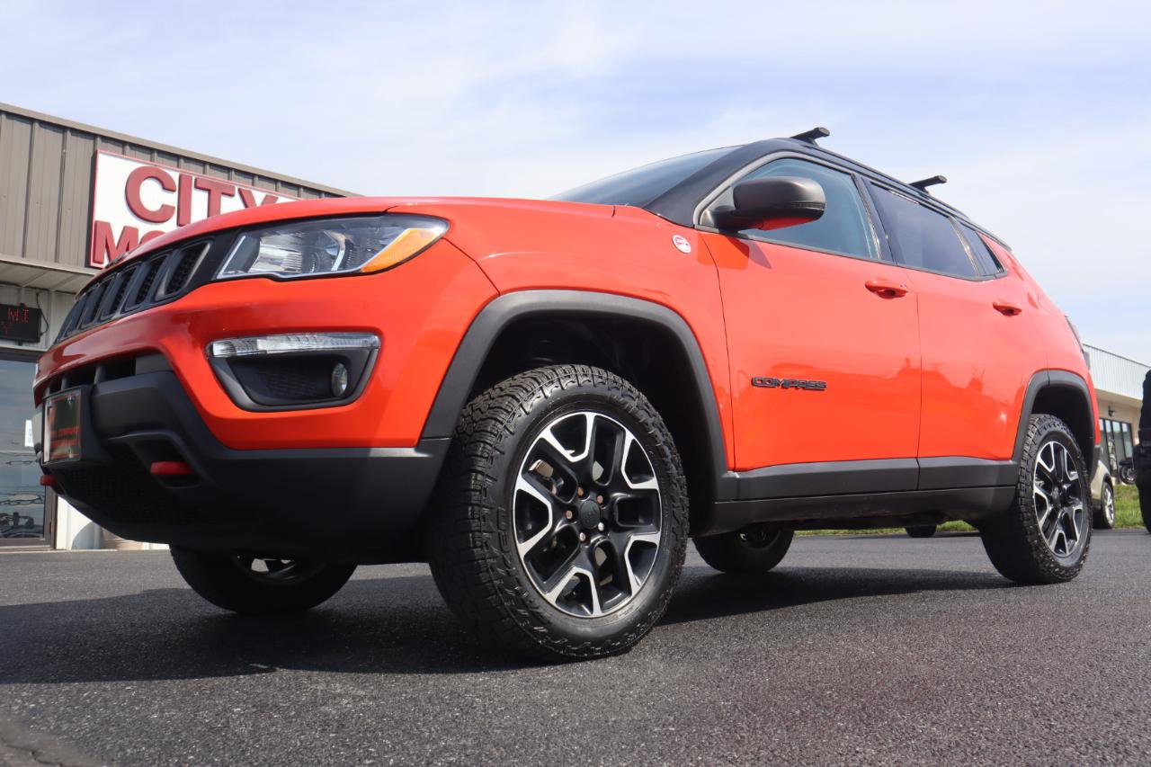 Used 2020 Jeep Compass Trailhawk w/ Leather Interior Group AWD/4WD image 15