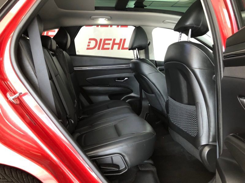 Used 2023 Hyundai Tucson Limited image 11