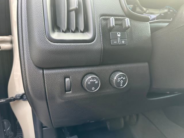 Used 2021 Chevrolet Colorado ZR2 image 11
