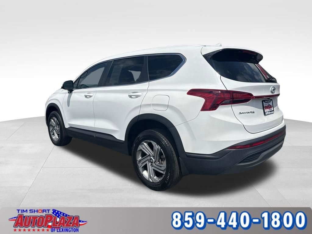 Used 2023 Hyundai Santa Fe SE AWD/4WD image 2
