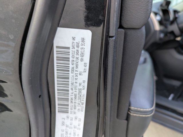 Used 2016 Jeep Cherokee Latitude w/ Comfort & Sound Group image 15