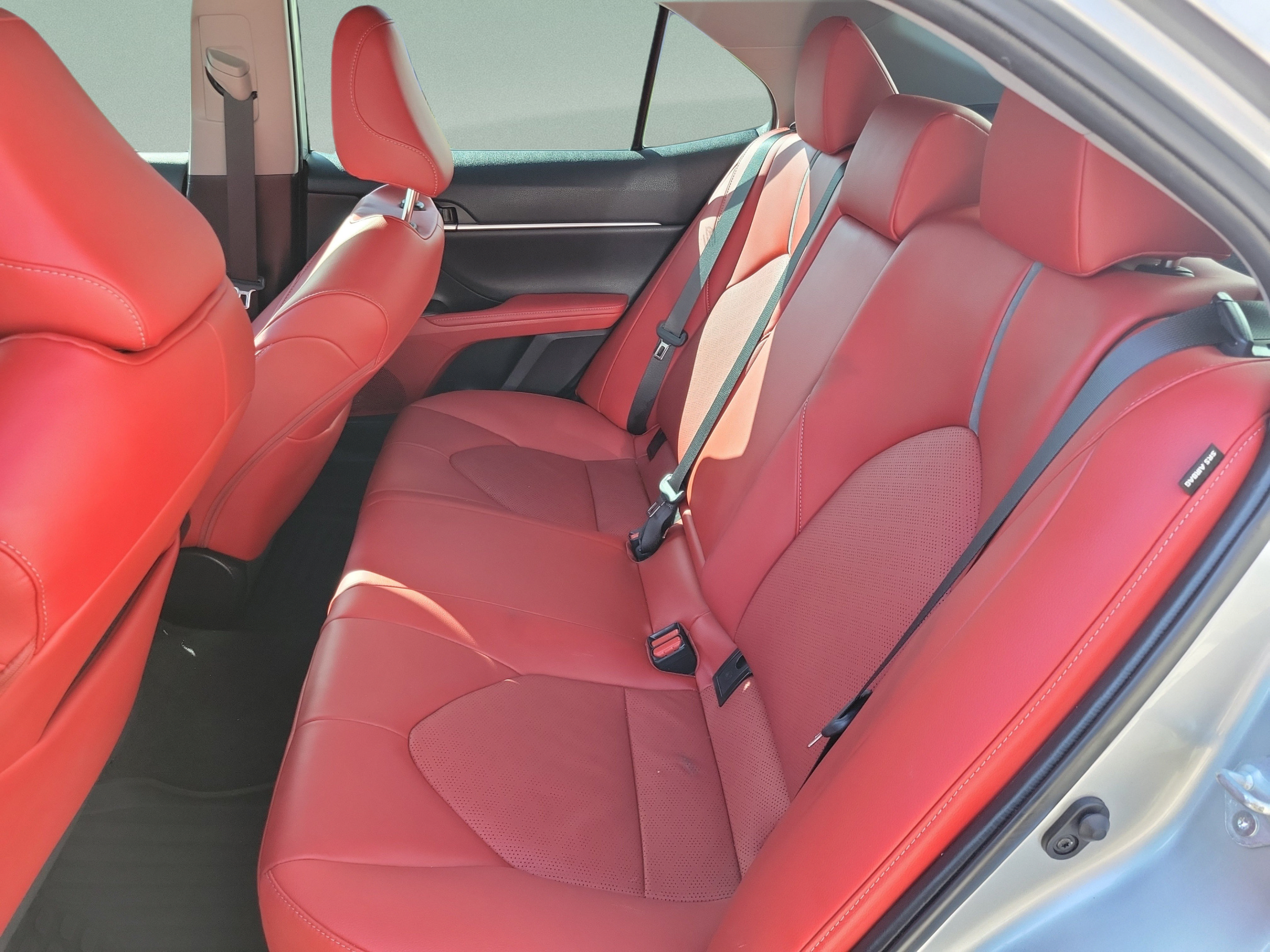 Used 2022 Toyota Camry XSE FWD image 21