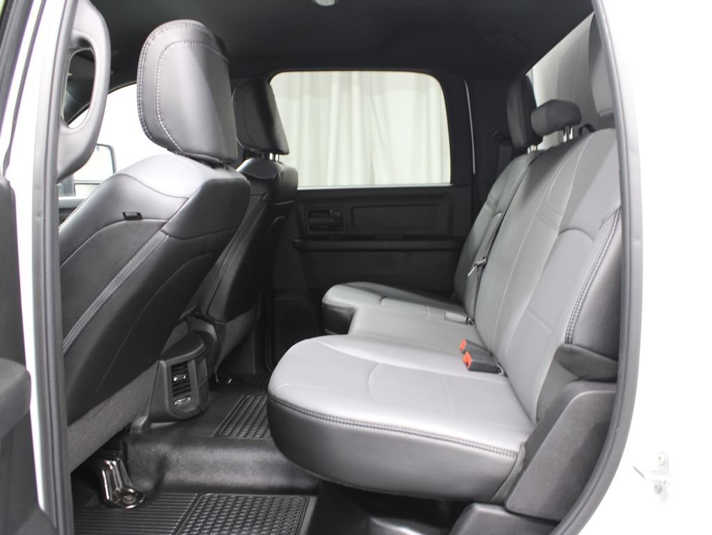 Used 2023 RAM 3500 Tradesman w/ Convenience Group AWD/4WD image 16