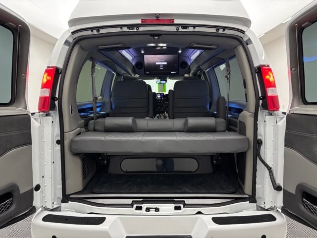 New 2026 GMC Savana 2500 Extended w/ Driver Convenience Package RWD image 13