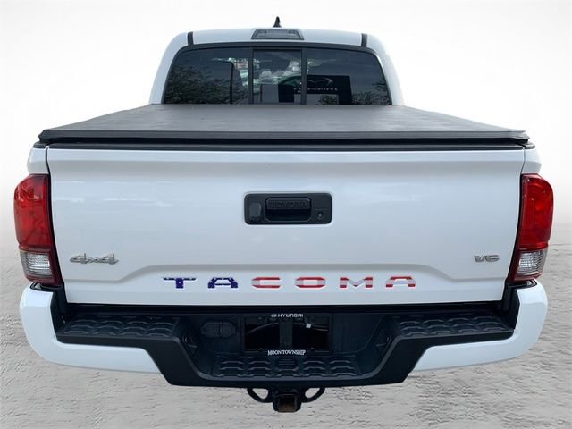 Used 2022 Toyota Tacoma SR AWD/4WD image 4