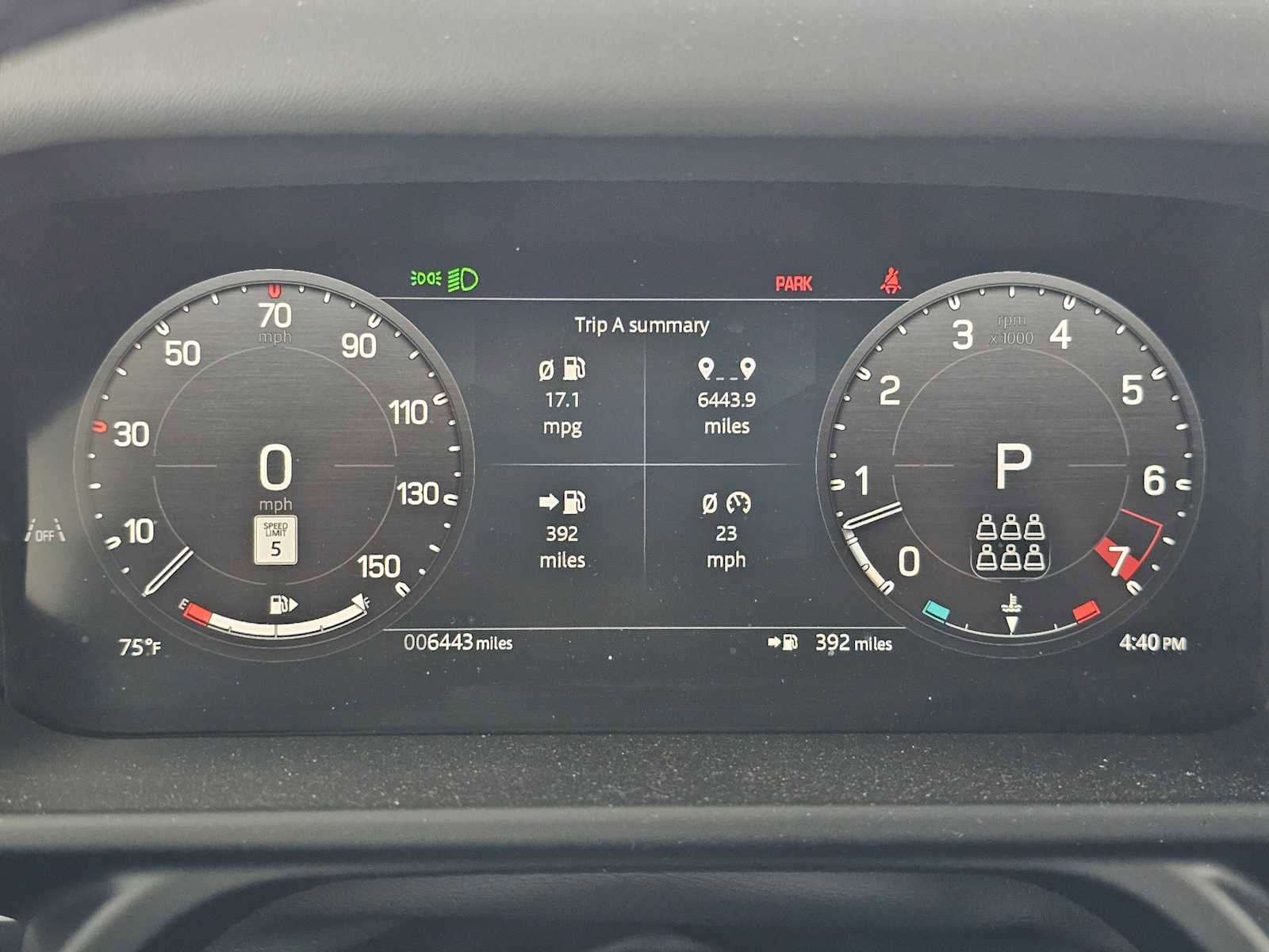 Used 2025 Land Rover Defender 130 S image 25