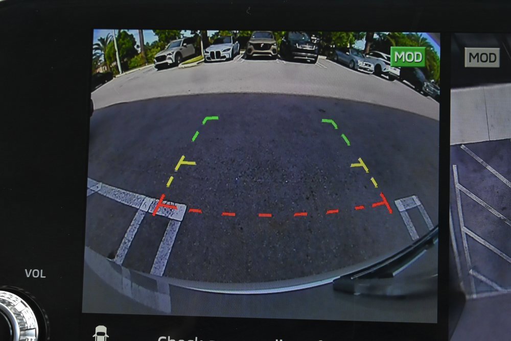 Used 2024 Mitsubishi Outlander SEL image 32