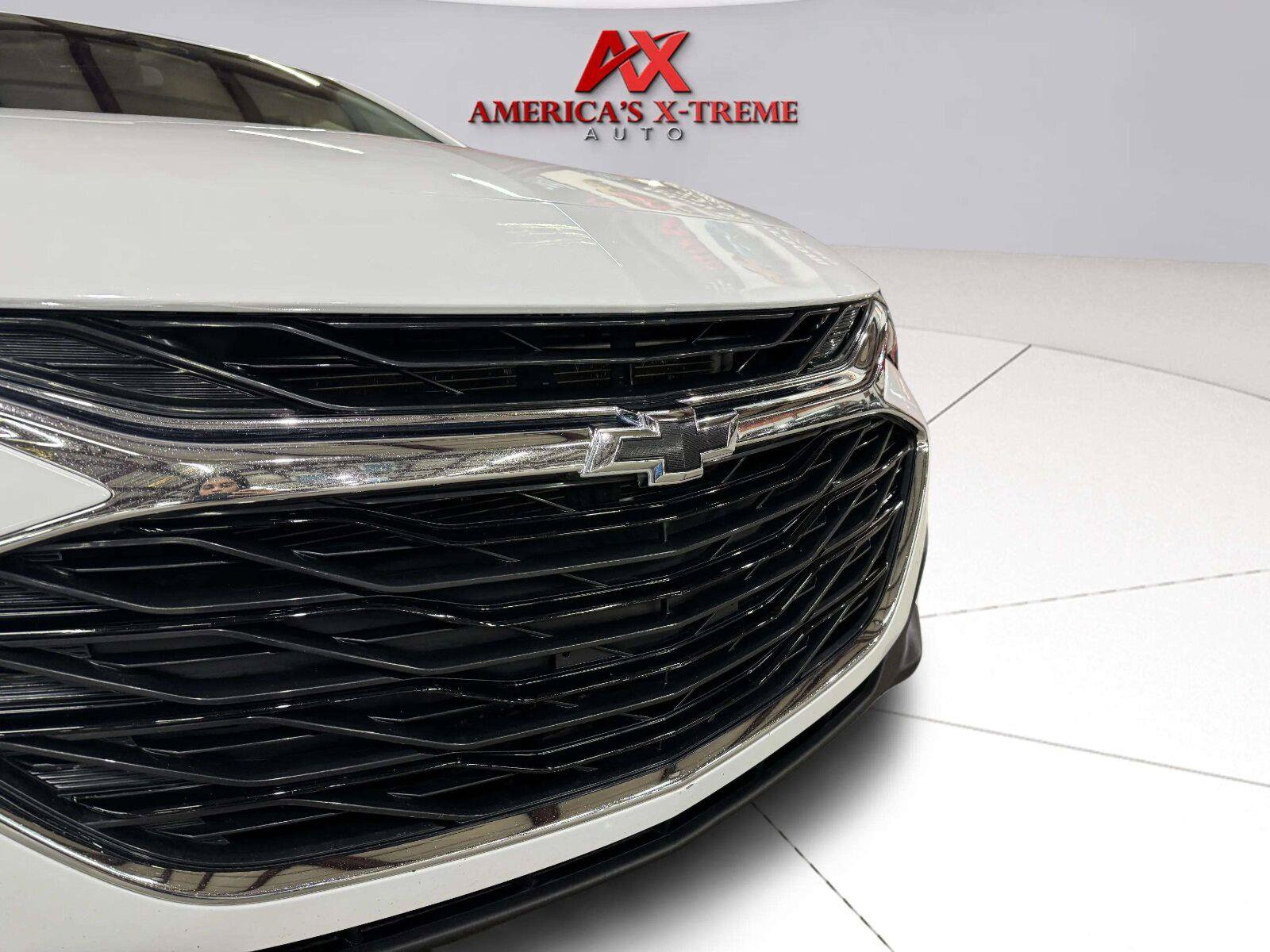 Used 2023 Chevrolet Malibu RS FWD image 12