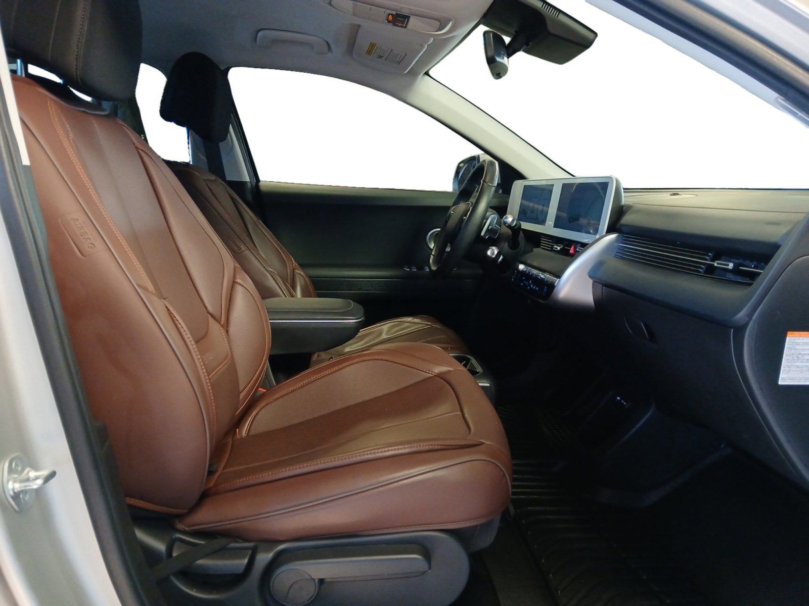 Used 2024 Hyundai Ioniq 5 SEL image 15