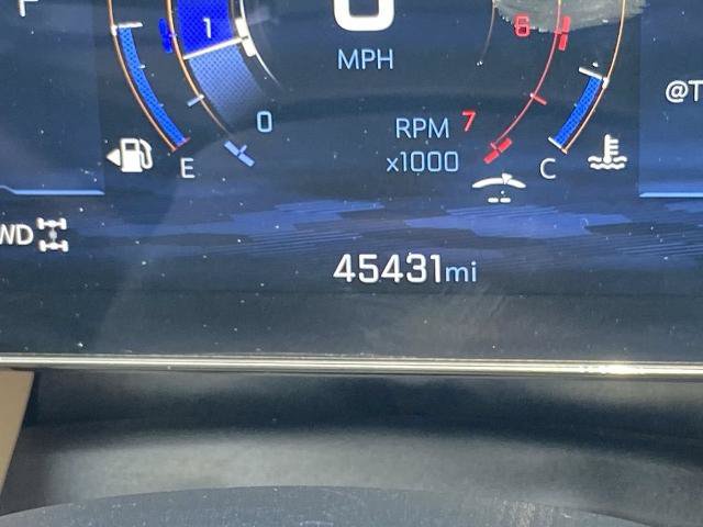 Used 2025 Chevrolet Equinox ACTIV w/ Safety and Technology Package AWD/4WD image 8