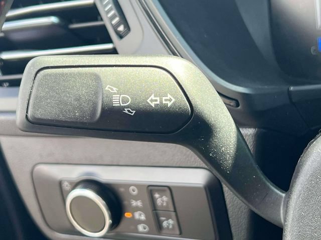 Used 2025 Ford Escape ST-Line FWD image 28