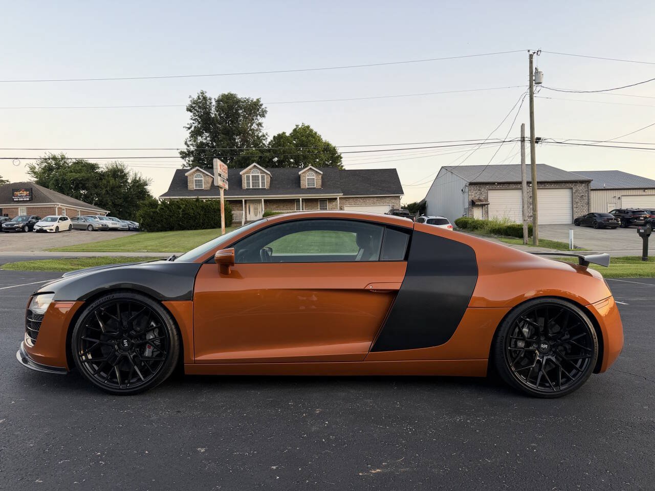 Used 2014 Audi R8 V8 w/ Ceramic Brake Package AWD/4WD image 3