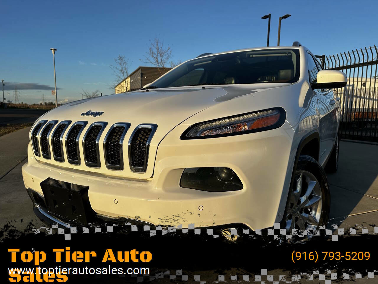 Used 2014 Jeep Cherokee Limited w/ Technology Group image 1