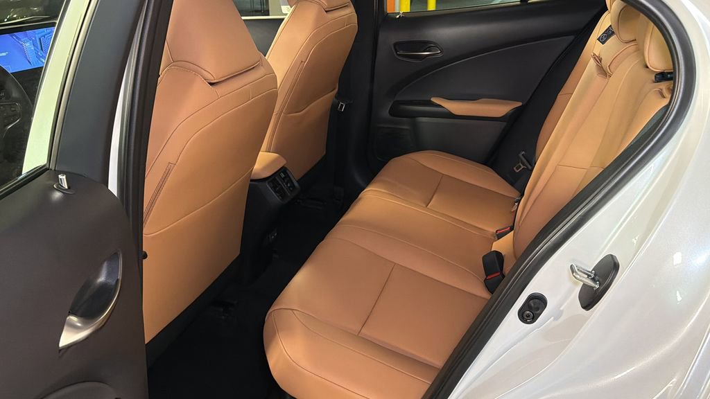 Used 2025 Lexus UX 300h AWD w/ Accessory Package (Z1) image 16