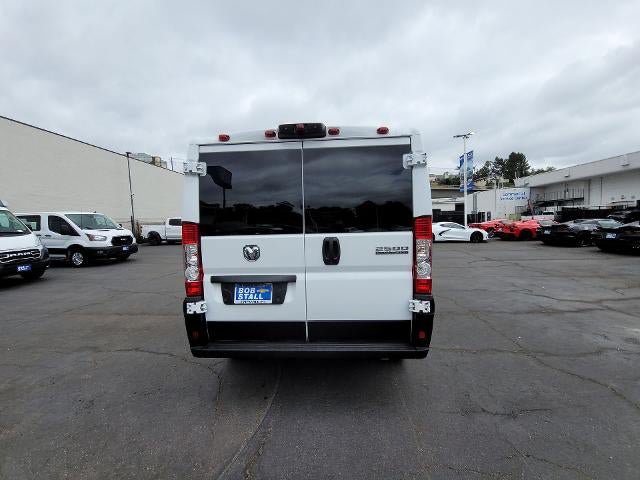 Used 2025 RAM ProMaster 2500 w/ U-Haul Equipment Group FWD image 7
