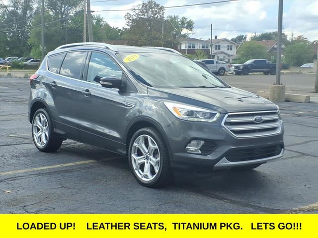 Used 2019 Ford Escape Titanium w/ U9j03 - Titanium Tow Package image 3