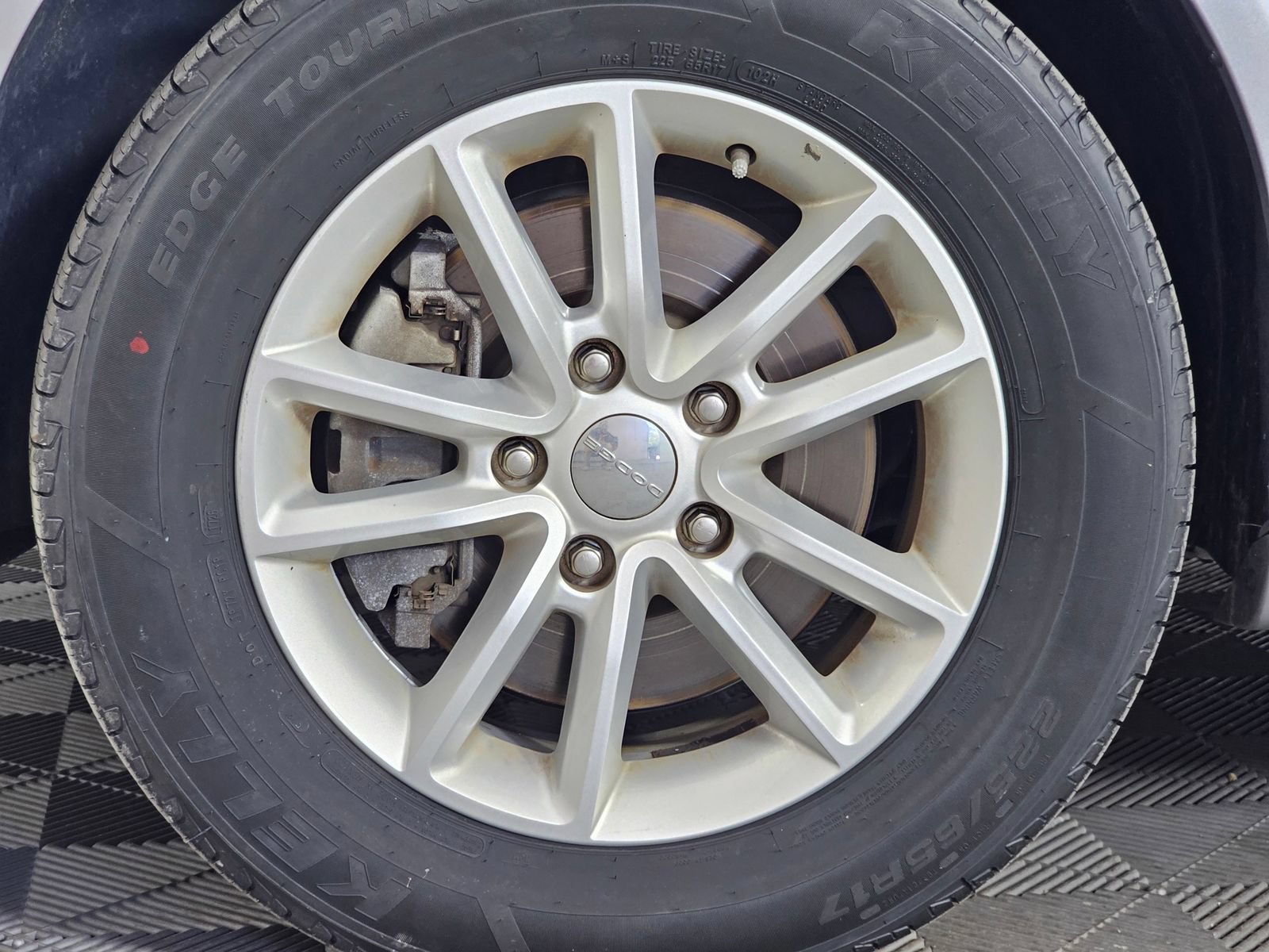 Used 2019 Dodge Grand Caravan SXT FWD image 36