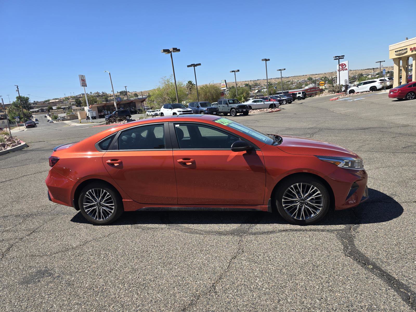 Used 2023 Kia Forte GT-Line w/ GT-Line Premium Package image 4