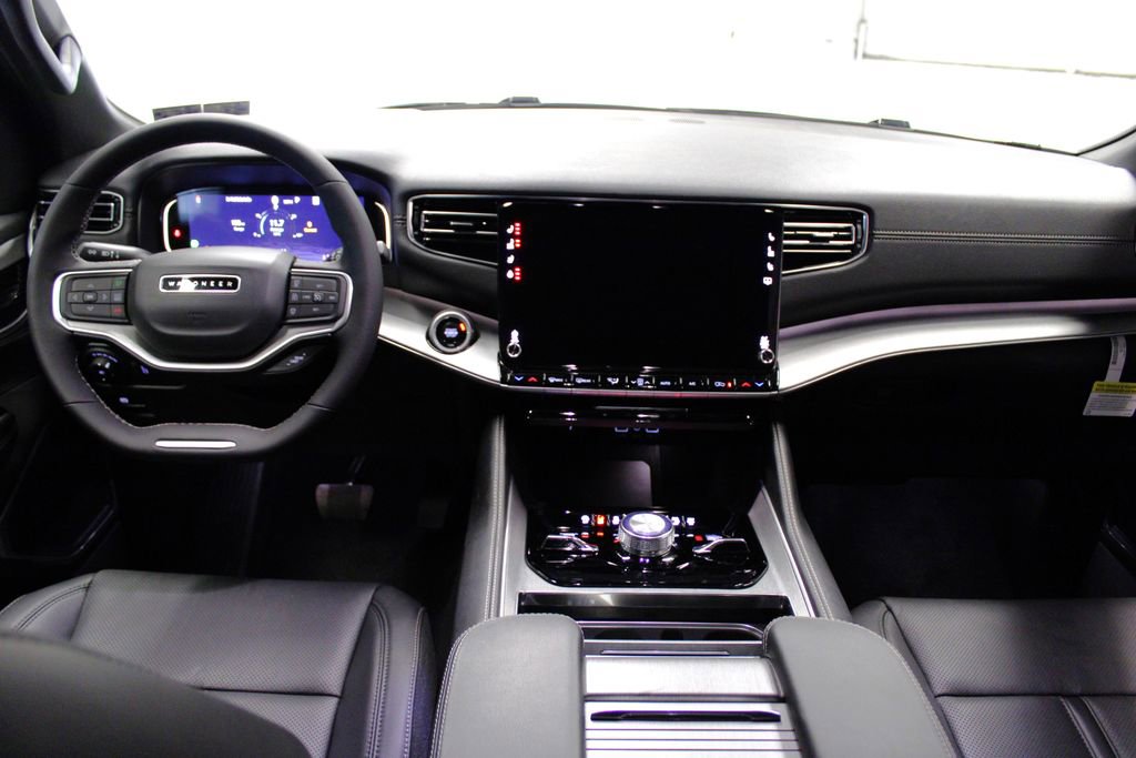 New 2025 Jeep Wagoneer L Series II image 9