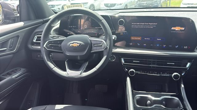 New 2027 Chevrolet Traverse LT w/ Driver Confidence Package FWD image 29