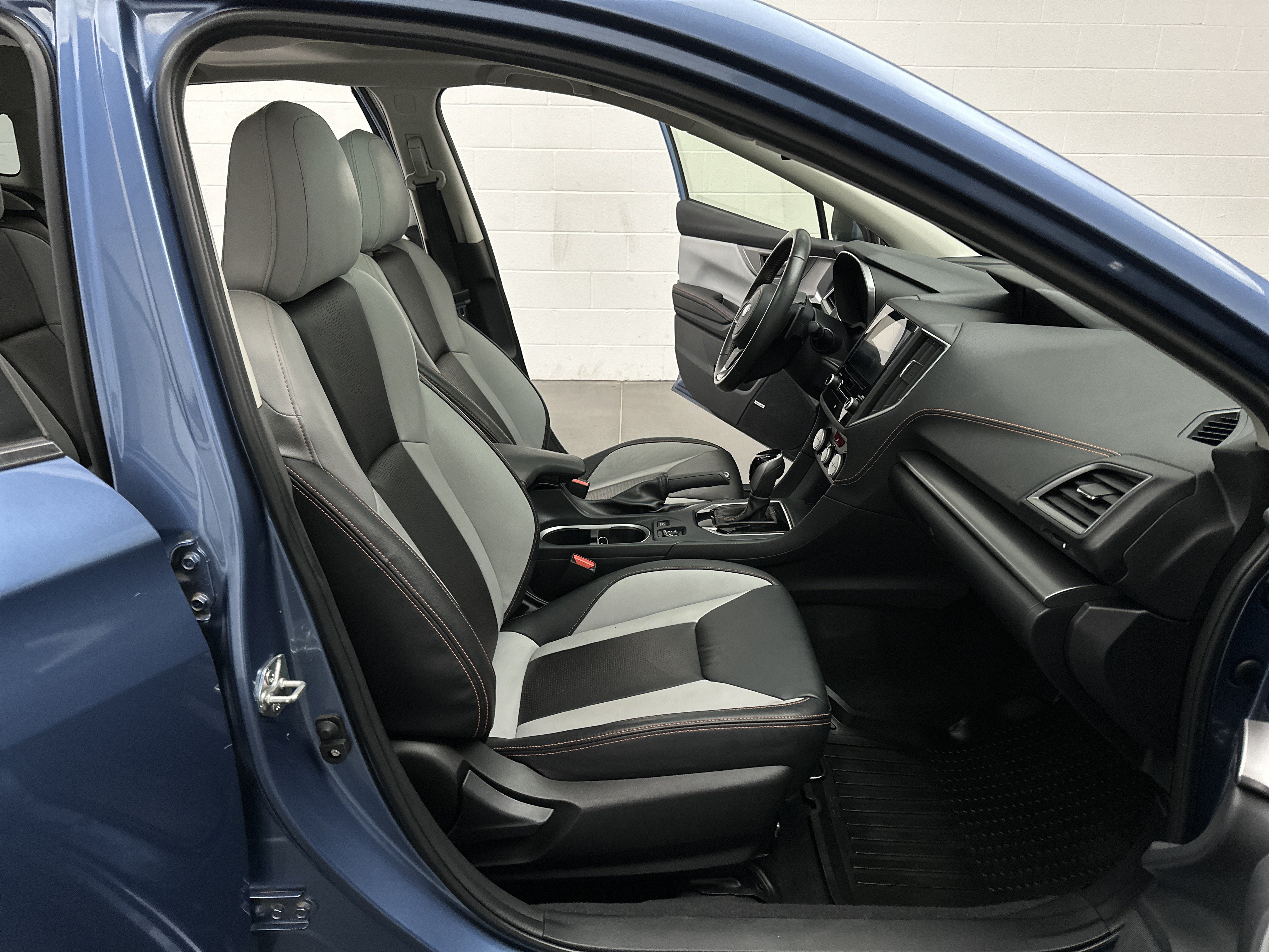Used 2023 Subaru Crosstrek 2.5i Limited AWD/4WD image 23