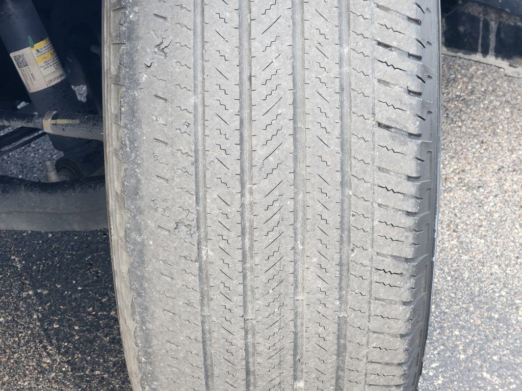 Used 2022 Chevrolet Silverado 1500 LT image 12