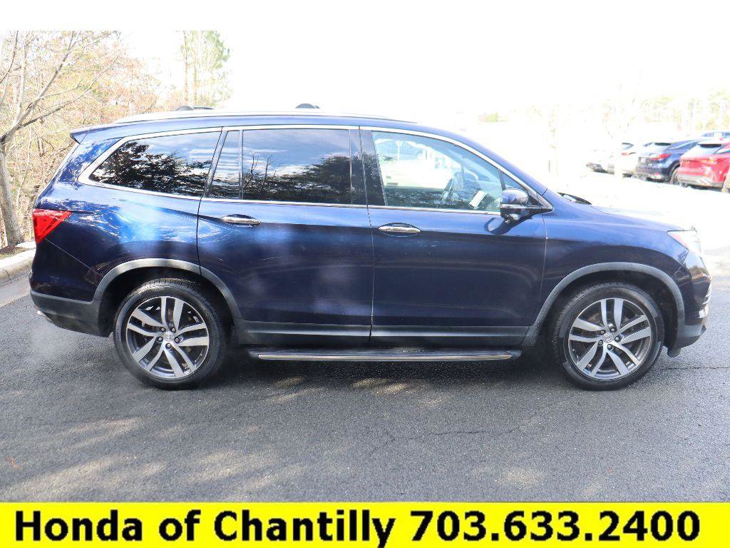 Used 2017 Honda Pilot Touring image 8