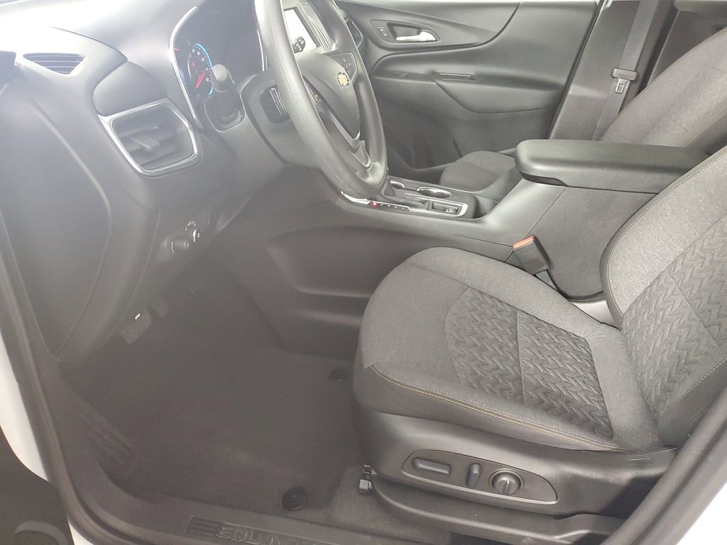 Used 2022 Chevrolet Equinox LT image 11
