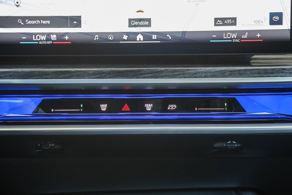 Used 2026 BMW 750e xDrive w/ Premium Package AWD/4WD image 10