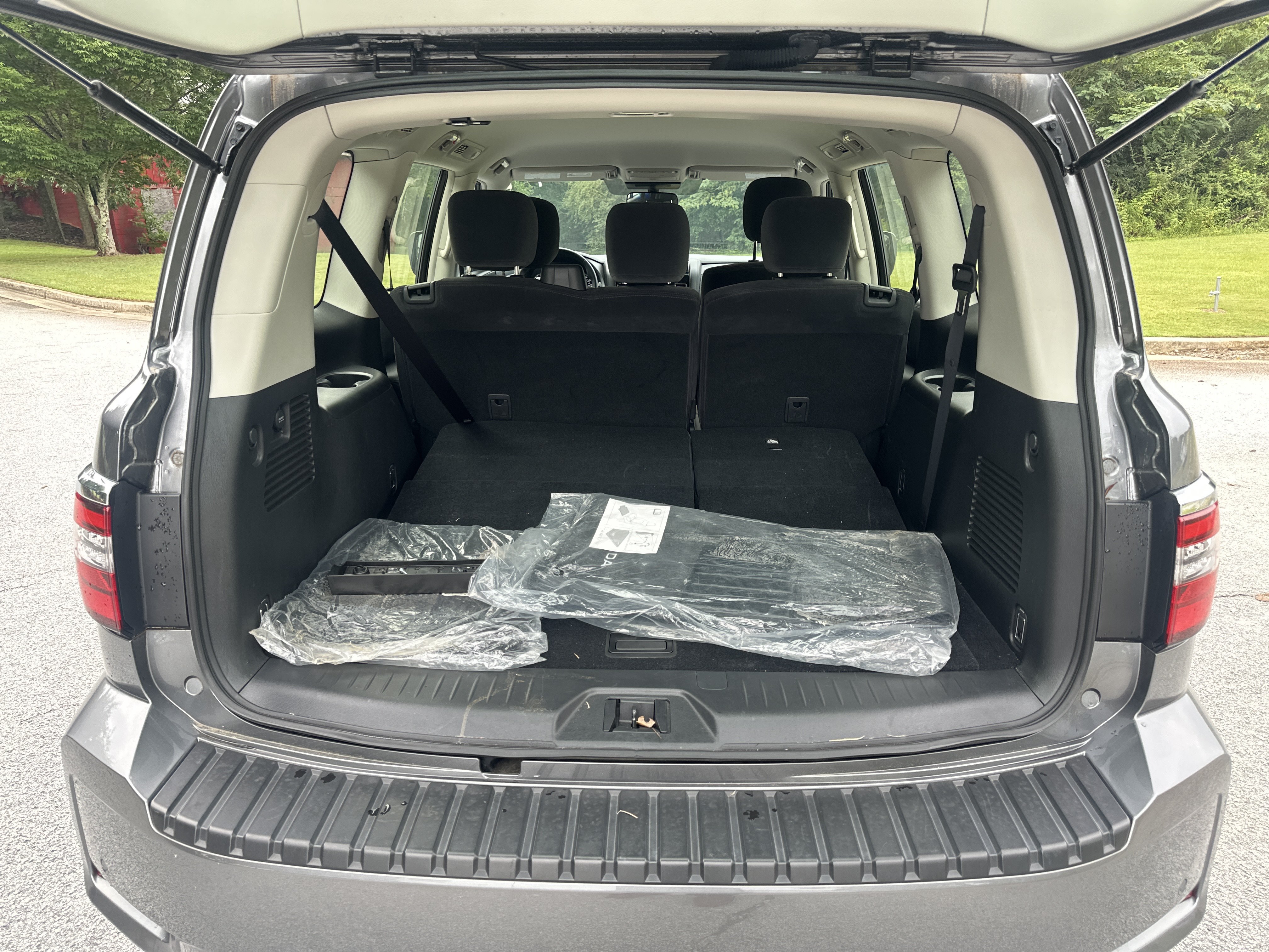 Used 2023 Nissan Armada S AWD/4WD image 18