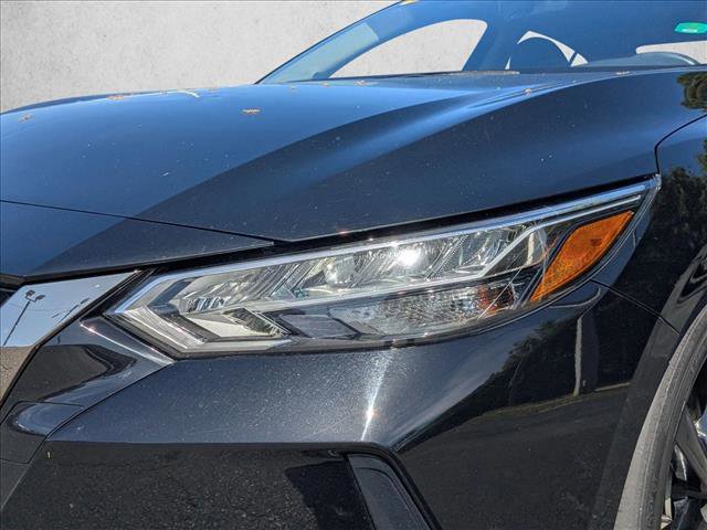 Used 2023 Nissan Sentra SR w/ Electronics Package image 2