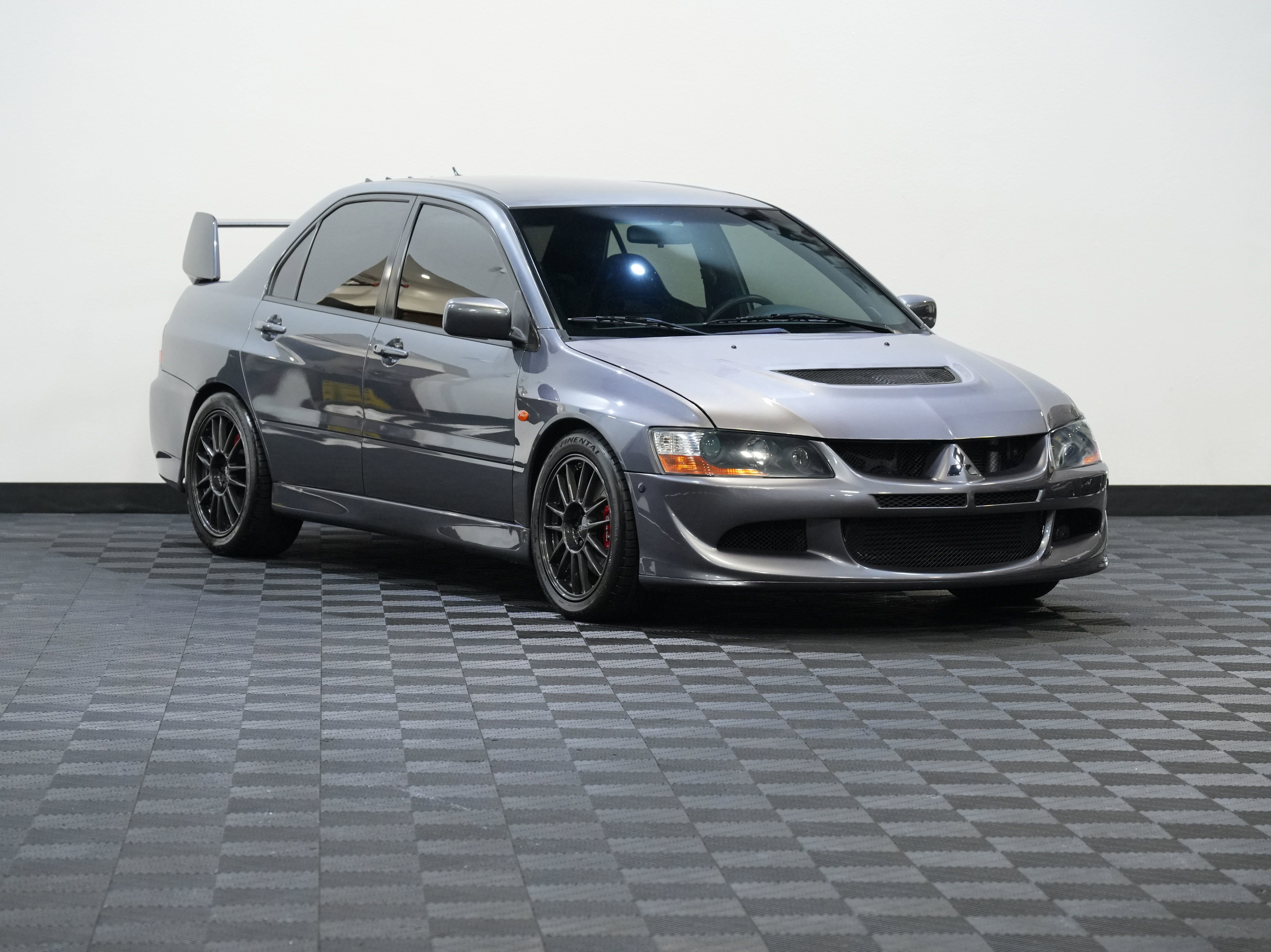 Used 2005 Mitsubishi Lancer Evolution image 4